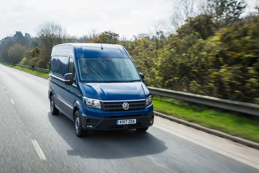  Volkswagen Crafter High Roof Van 2017 года  (UK) (фото 12 из 23)